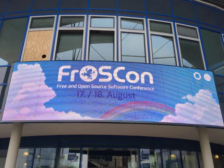 FrOSCon Display